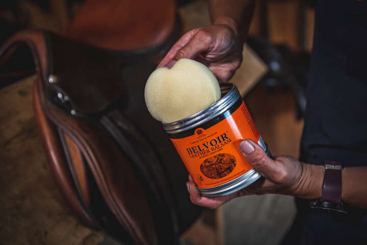 CARR & DAY & MARTIN Belvoir Lederbalsam